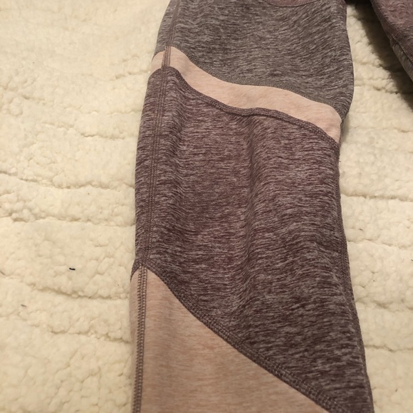 Alo Yoga High Waisted Shiela Leggings - Picture 2 of 7